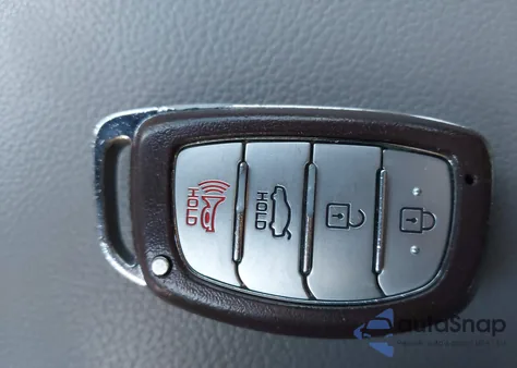 2017 Hyundai Elantra Se из США, поврежденный, VIN 5NPD84LF8HH033540